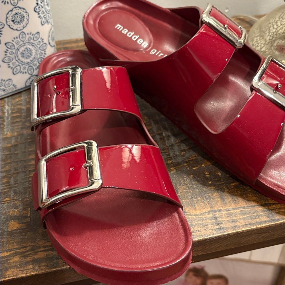 Madden Girl Red Slide Sandals - Picture 4 of 4